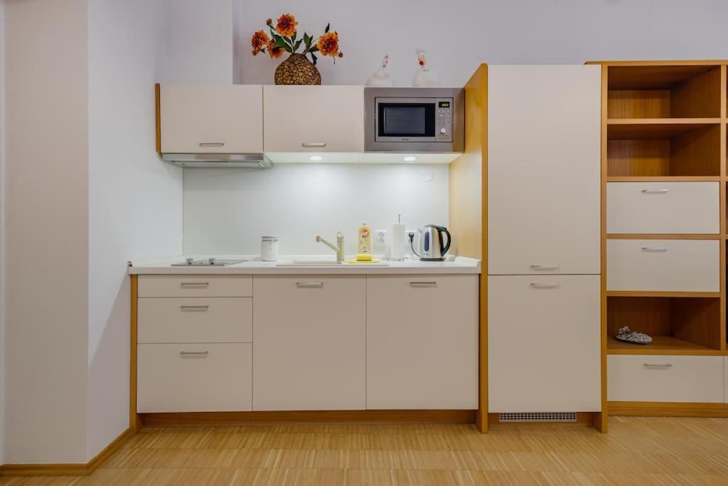 Deluxe Suite In Prime Location 프라하 외부 사진