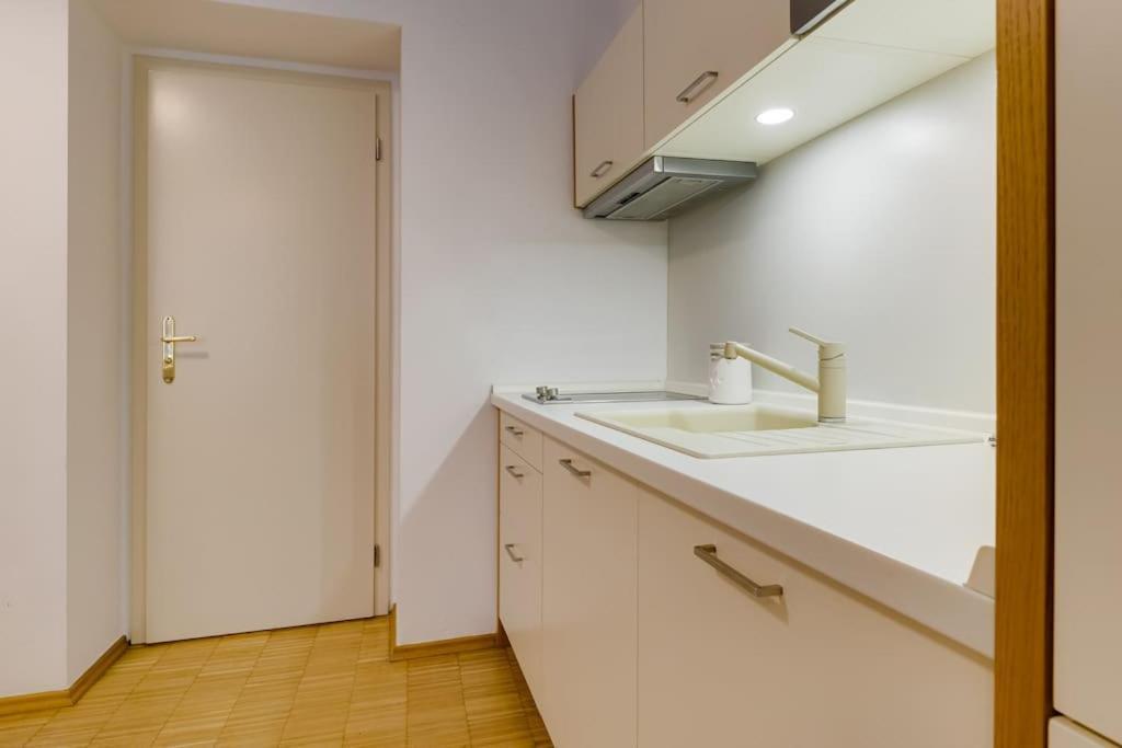 Deluxe Suite In Prime Location 프라하 외부 사진