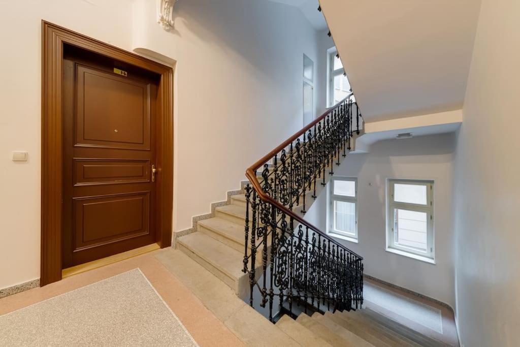 Deluxe Suite In Prime Location 프라하 외부 사진